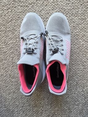 Women’s Lightweight Gray Knit Sneakers with Pink Accent